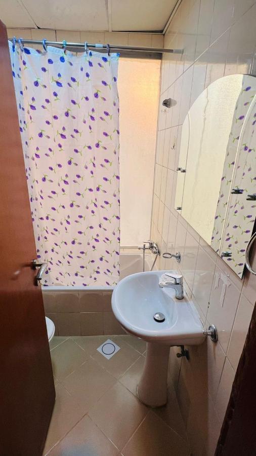 Charming Partition In Barsha Heights Near Icm Privatunterkunft *